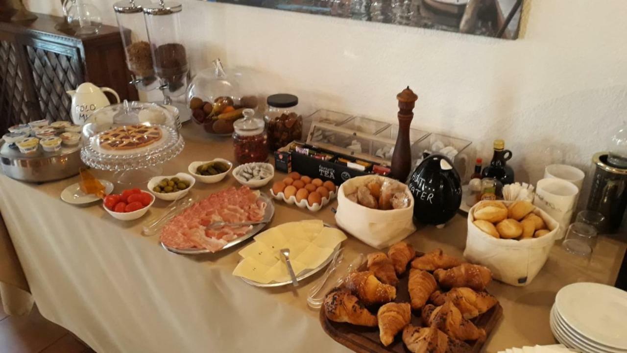 Hotel Udinese Da Aldo 예솔로 외부 사진